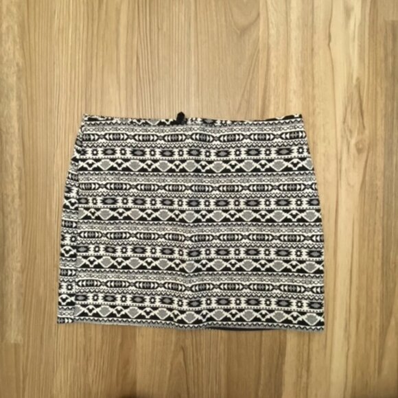 Fall skirts - Picture 3 of 4